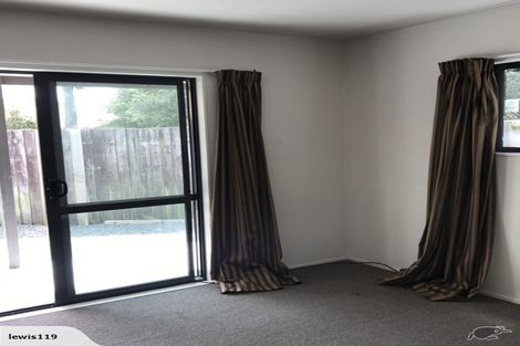 Photo of property in 21 Piko Crescent, Riccarton, Christchurch, 8041