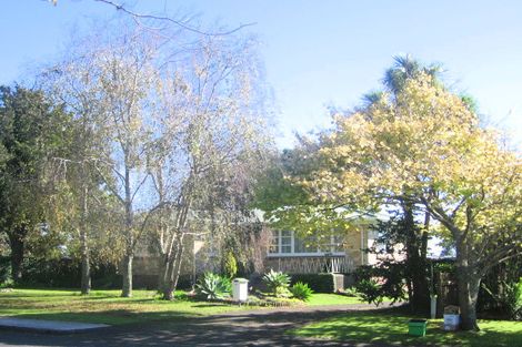 Photo of property in 4 Woolfield Road, Papatoetoe, Auckland, 2025