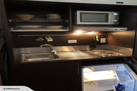 Photo of property in 139 Vauxhall Road, Narrow Neck, Auckland, 0624