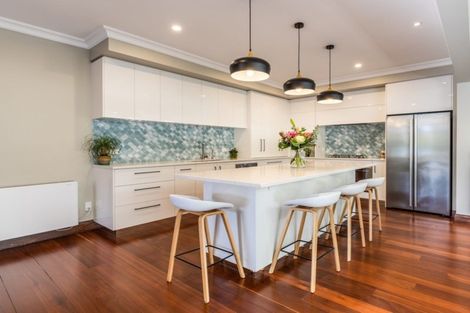 Photo of property in 23 Brougham Street, Nelson South, Nelson, 7010