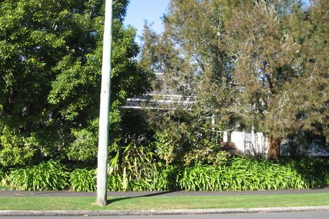 Photo of property in 90 Alfred Street, Fairfield, Hamilton, 3214