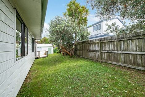 Photo of property in 59b Glendene Avenue, Glendene, Auckland, 0602