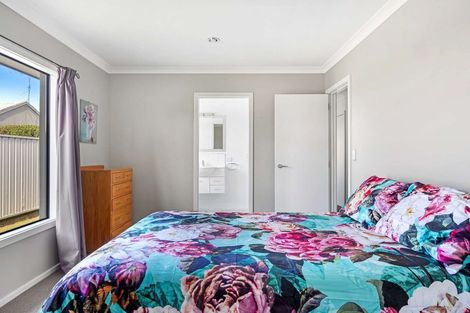 Photo of property in 7 Pohutukawa Grove, Lytton West, Gisborne, 4010