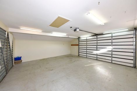 Photo of property in 10 Courtfield Close, Parklands, Christchurch, 8083