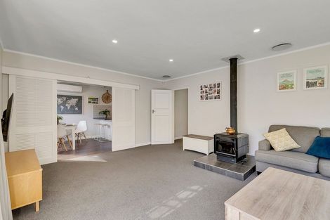 Photo of property in 15 Charthouse Lane, Whitby, Porirua, 5024