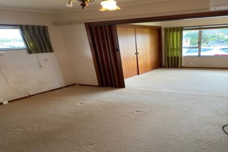 Photo of property in 1/20 Shakespeare Road, Milford, Auckland, 0620