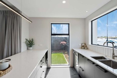 Photo of property in 6 Jack Rogers Road, Halswell, Christchurch, 8025