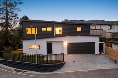 Photo of property in 5 Libby Lane, Howick, Auckland, 2010