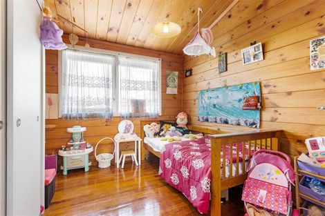 Photo of property in 10 Bluefin Way, West Harbour, Auckland, 0618