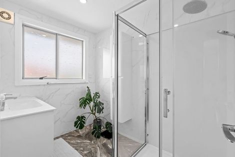 Photo of property in 207 Maidstone Road, Avonhead, Christchurch, 8042