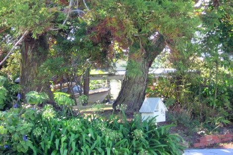 Photo of property in 85 Matipo Road, Mairangi Bay, Auckland, 0630