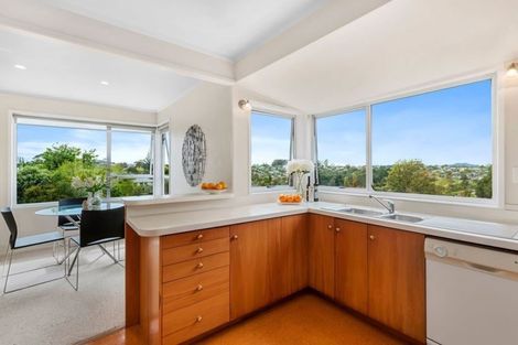 Photo of property in 81 Juniper Road, Sunnynook, Auckland, 0620