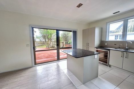 Photo of property in 6 Millen Avenue, Pakuranga, Auckland, 2010