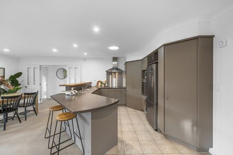 Photo of property in 62 Lough Bourne Drive, Pukekohe, 2120