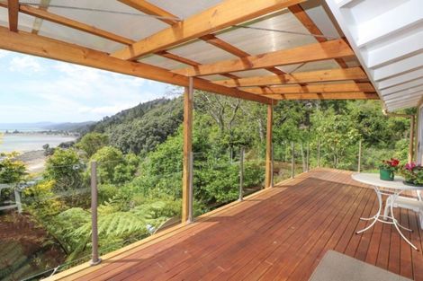 Photo of property in 19 Adams Road, Thornton Bay, Thames, 3575