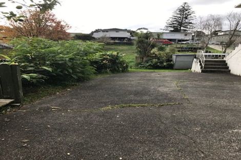 Photo of property in 2/15 Lancelot Place, Glenfield, Auckland, 0629
