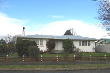 Photo of property in 8 Freyberg Street, Solway, Masterton, 5810