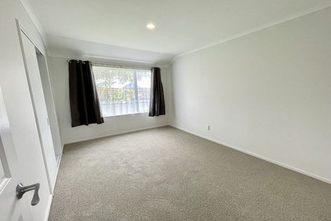 Photo of property in 30 Pitt Avenue, Clendon Park, Auckland, 2103