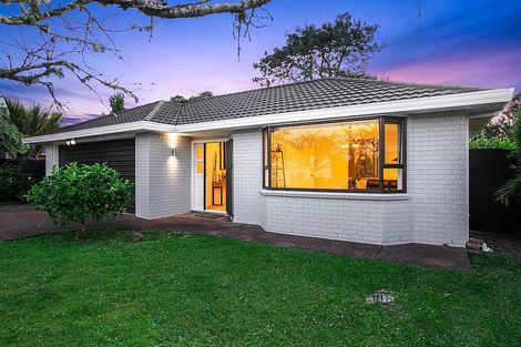 Photo of property in 206 Glengarry Road, Glen Eden, Auckland, 0602