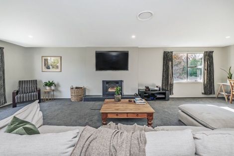 Photo of property in 24 North Terrace, Darfield, 7510