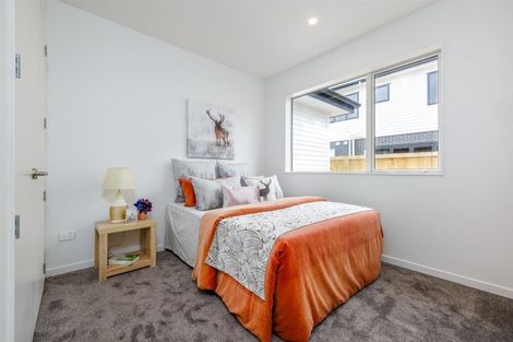 Photo of property in 23 Mcindoe Road, Kumeu, 0810