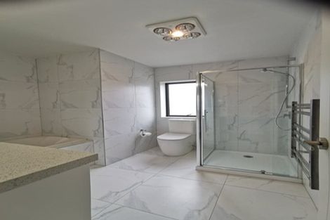 Photo of property in 98 Cardiff Road, Pakuranga, Auckland, 2010