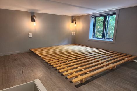 Photo of property in 1/2 Heathcote Road, Castor Bay, Auckland, 0620