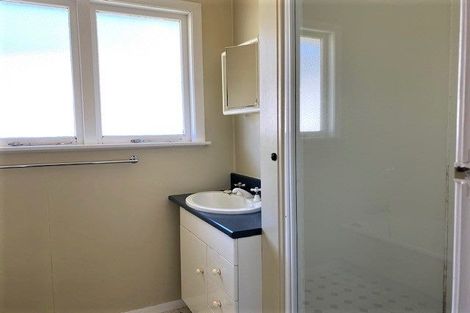 Photo of property in 62 Russell Road, Wainuiomata, Lower Hutt, 5014