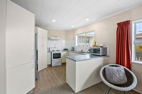 Photo of property in 1/9 Tukapa Street, Westown, New Plymouth, 4310