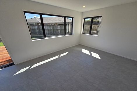 Photo of property in 2/26a Larch Place, Casebrook, Christchurch, 8051