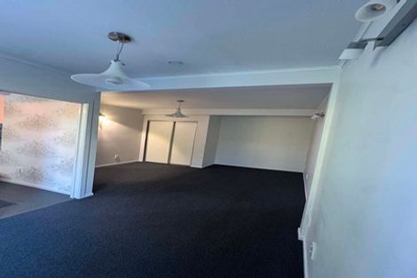 Photo of property in 103 Luckens Road, West Harbour, Auckland, 0618