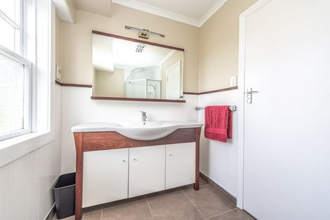 Photo of property in 3 Dickson Crescent, Saint Johns Hill, Whanganui, 4500