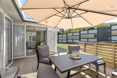 Photo of property in 70 Champion Street, Cannons Creek, Porirua, 5024