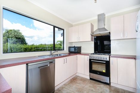 Photo of property in 50 Omana Avenue, Shelly Beach, Helensville, 0874