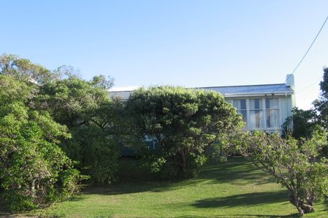 Photo of property in 47 Pikarere Street, Titahi Bay, Porirua, 5022