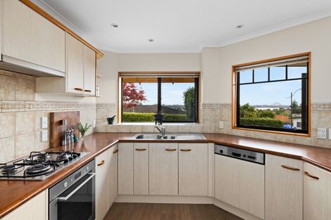 Photo of property in 12 Bayvista Close, Welcome Bay, Tauranga, 3112