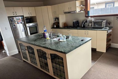 Photo of property in 102 Park Street, Hokitika, 7810