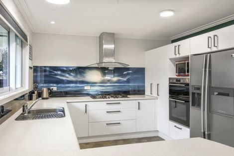 Photo of property in 17 Hillcrest Place, Avonhead, Christchurch, 8042