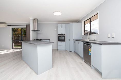 Photo of property in 51 Tuirangi Street, Flagstaff, Hamilton, 3210