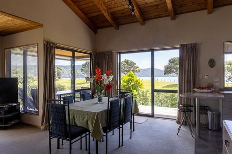 Photo of property in 10 Ngatiwai Place, Whangaruru, Hikurangi, 0184