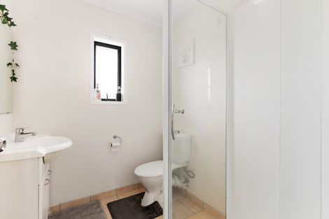 Photo of property in 10 Blumhardt Place, Avondale, Auckland, 1026