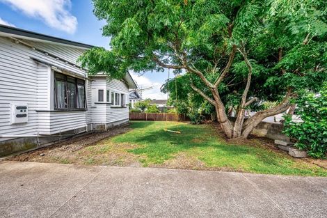 Photo of property in 105 Fitzroy Street, Papatoetoe, Auckland, 2104