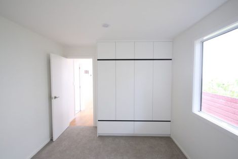 Photo of property in 10 Kereru Street, Henderson, Auckland, 0612