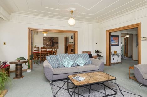 Photo of property in 75 Esplanade, Kaiti, Gisborne, 4010