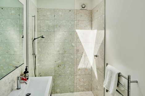 Photo of property in 15 Konini Street, Eastbourne, Lower Hutt, 5013