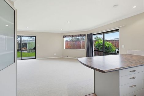 Photo of property in 66 Royal Oak Drive, Kelvin Grove, Palmerston North, 4414
