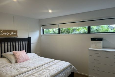 Photo of property in 1 Stockyard Crescent, Pukekohe, 2120