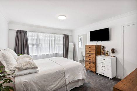 Photo of property in 56 Salisbury Street, Levin, 5510