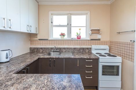 Photo of property in 16 Lewis Avenue, Aramoho, Whanganui, 4500