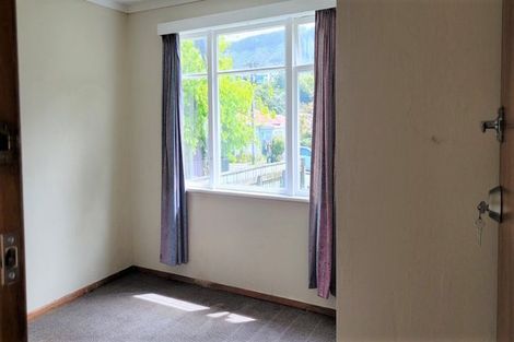 Photo of property in 44 Duncan Street, Tawa, Wellington, 5028